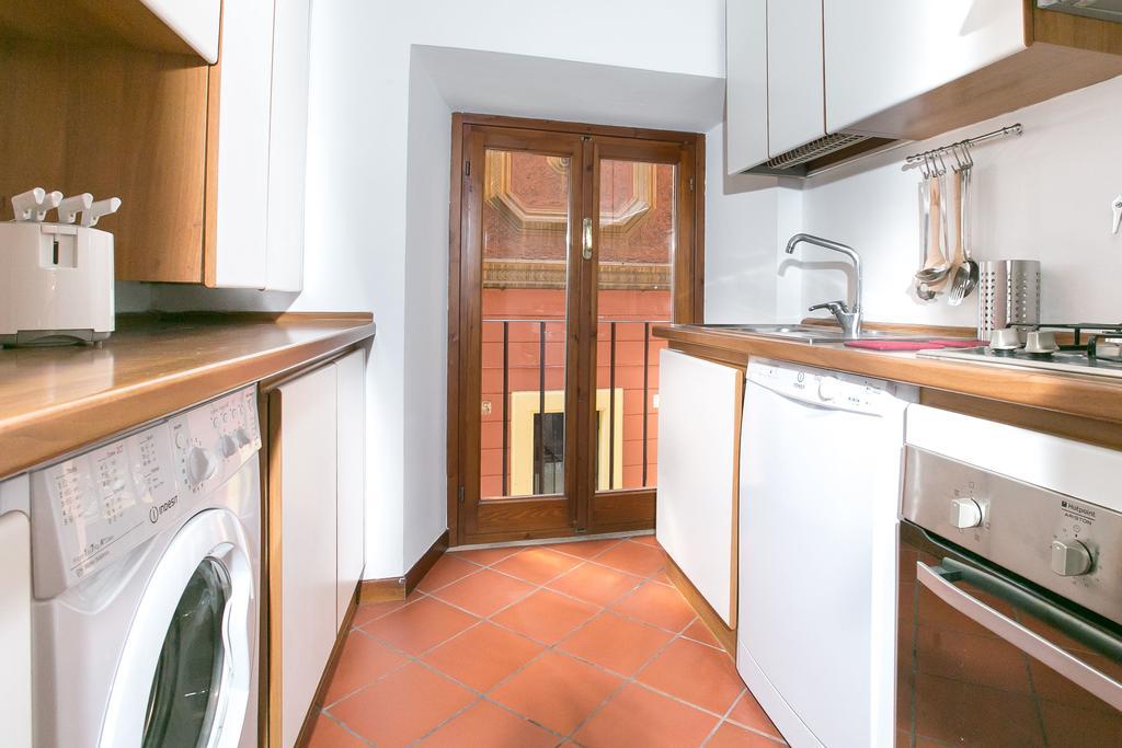 Fiorentini Charme - My Extra Home Roma Quarto foto